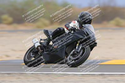 media/Sep-10-2022-SoCal Trackdays (Sat) [[a5bf35bb4a]]/Turn 6 (1140am)/